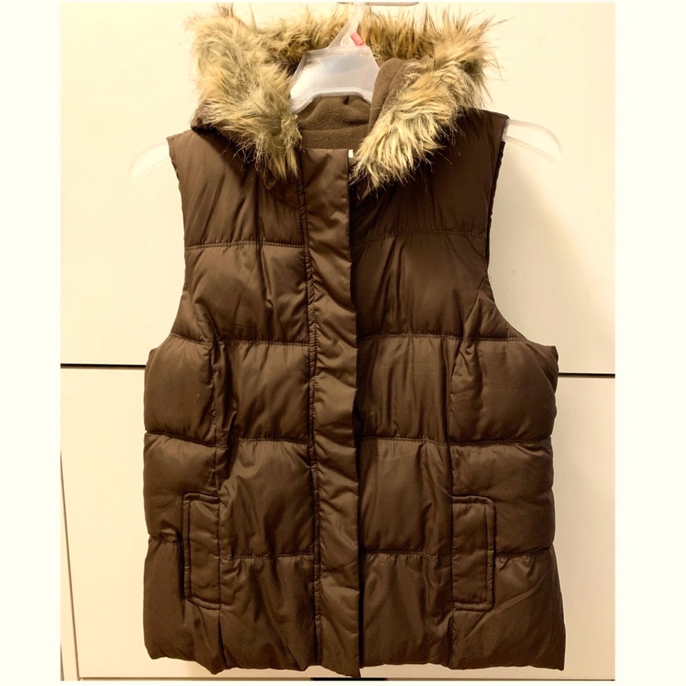 Old Navy Puffer Vest with fax fur hood